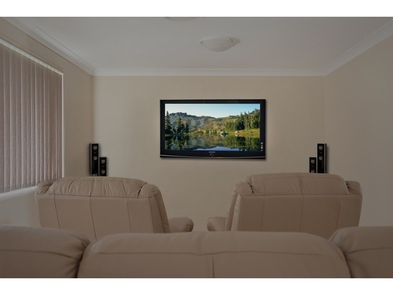 1 Blue Crane Close, Tumbi Umbi NSW 2261