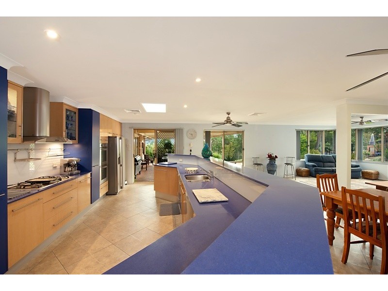 2 Amberwood Close, Jilliby NSW 2259