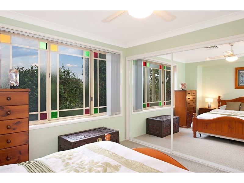2 Amberwood Close, Jilliby NSW 2259
