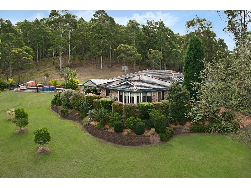 2 Amberwood Close, Jilliby NSW 2259