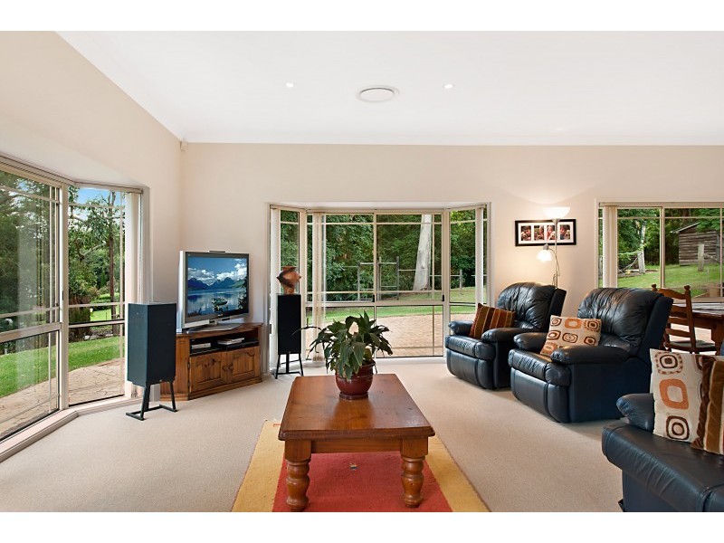 4 Curringa Close, Glenning Valley NSW 2261