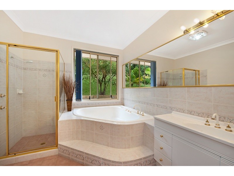 4 Curringa Close, Glenning Valley NSW 2261