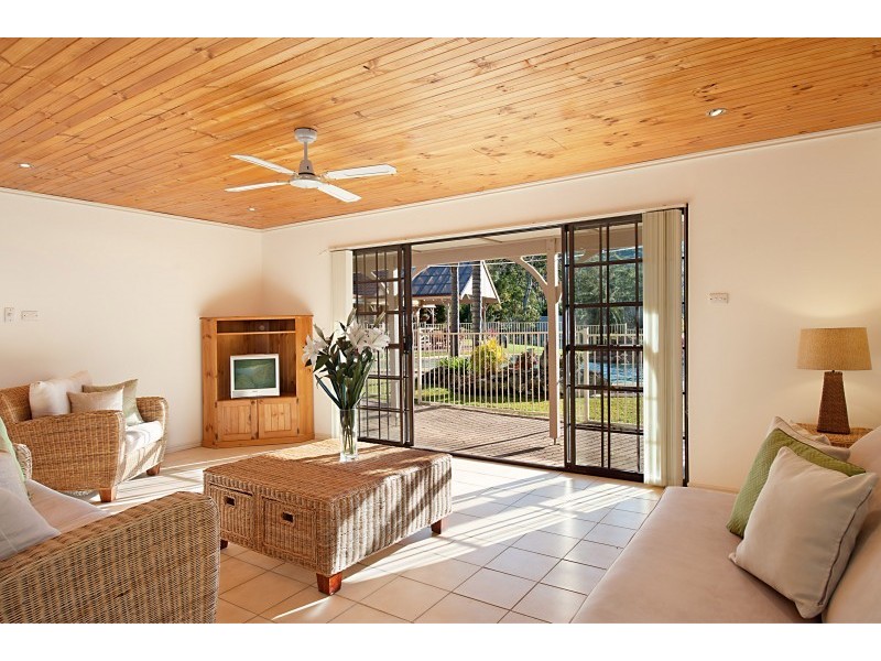 50 Palm Valley Road, Tumbi Umbi NSW 2261