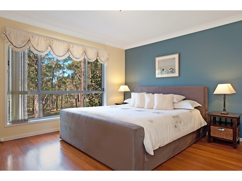 2 Marion Place, Jilliby NSW 2259