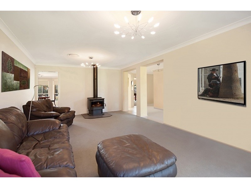 31 Burlington Avenue, Jilliby NSW 2259