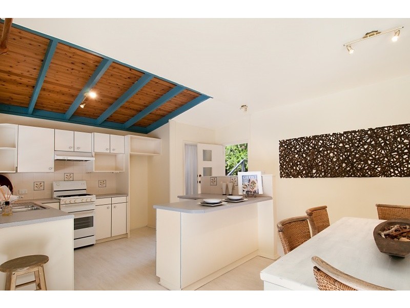40 Walder Crescent, Avoca Beach NSW 2251