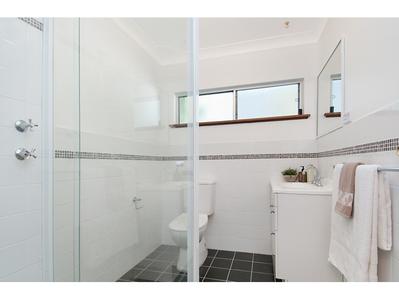 27 Beryl Boulevarde, Pearl Beach NSW 2256