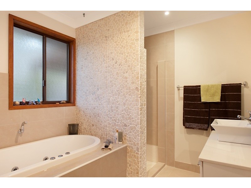 372 Tuggerawong Road, Tuggerawong NSW 2259