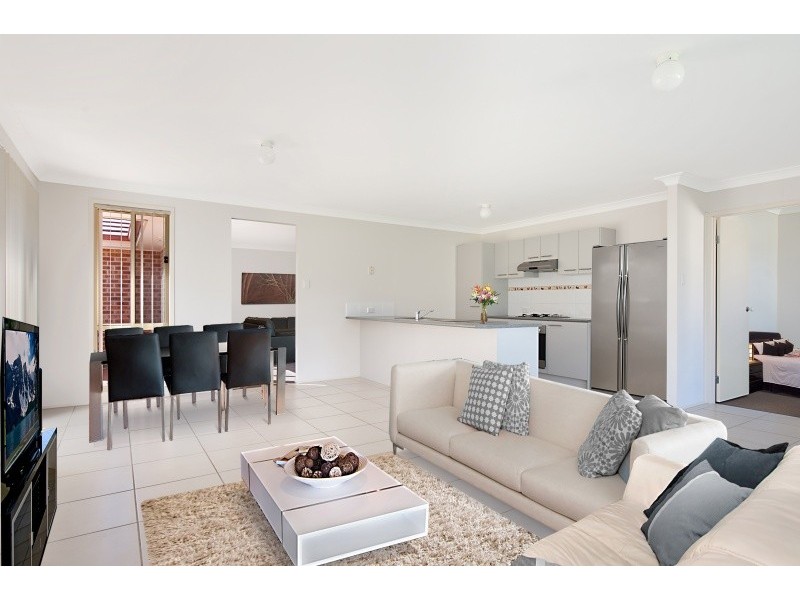 37 Barrington Drive, Woongarrah NSW 2259