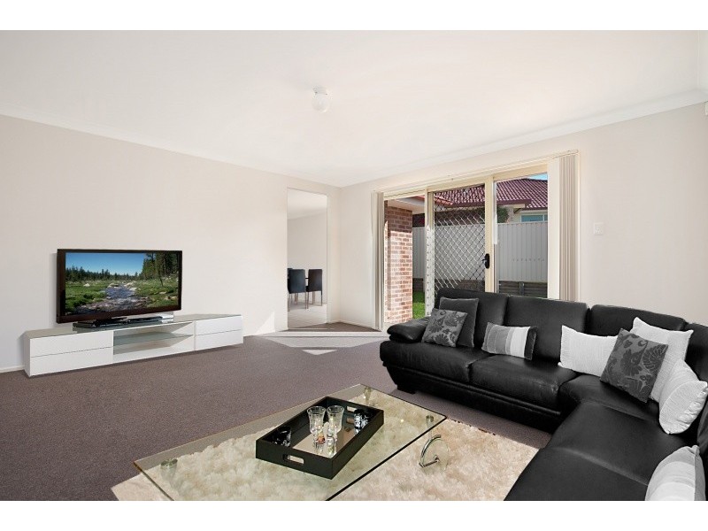 37 Barrington Drive, Woongarrah NSW 2259