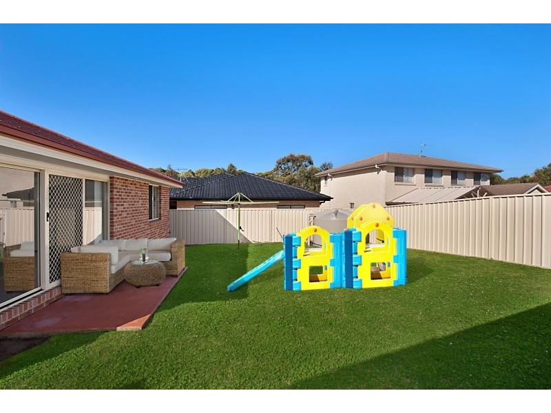 37 Barrington Drive, Woongarrah NSW 2259