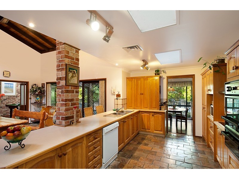 6 Pescud Close, Tumbi Umbi NSW 2261