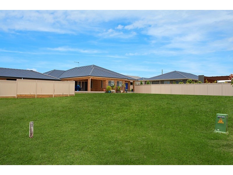 3 Curlew Place, Woongarrah NSW 2259