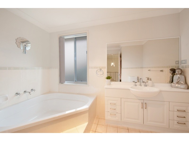 19 Bougainvillea Road West, Hamlyn Terrace NSW 2259