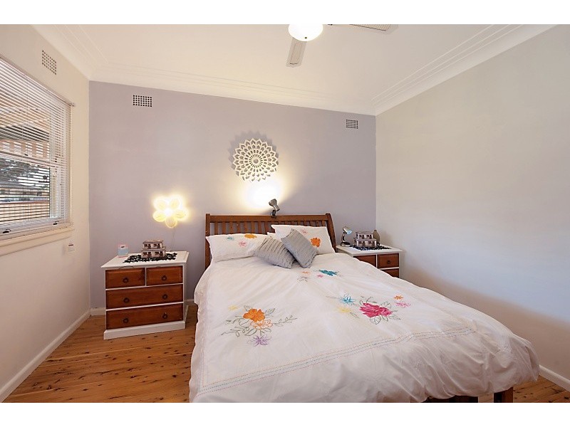 25 Alice Parade, Toukley NSW 2263