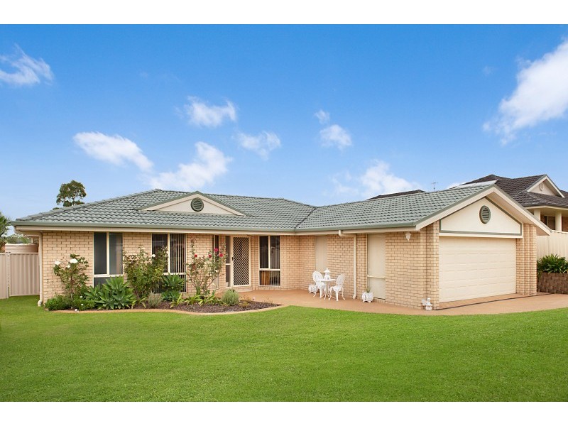 8 Piper Drive, Hamlyn Terrace NSW 2259