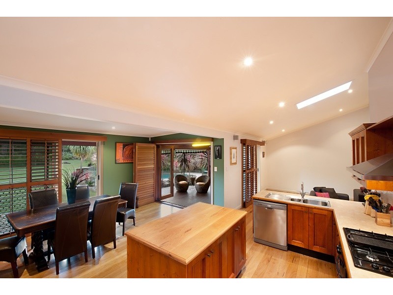 14 Simmons Close, Wyee Point NSW 2259