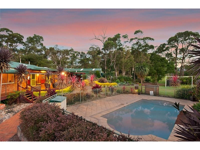 14 Simmons Close, Wyee Point NSW 2259