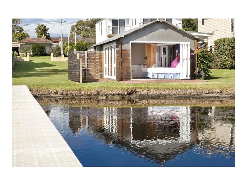 21 Kenilworth Street, Mannering Park NSW 2259