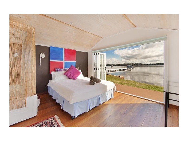 21 Kenilworth Street, Mannering Park NSW 2259