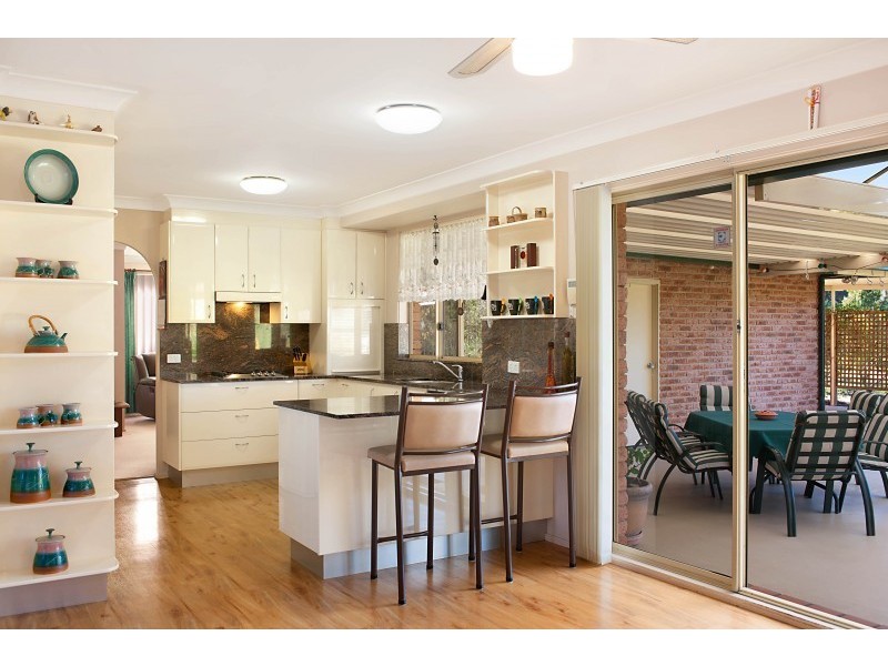 5 Amberwood Close, Jilliby NSW 2259