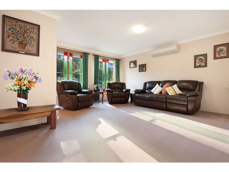 5 Amberwood Close, Jilliby NSW 2259