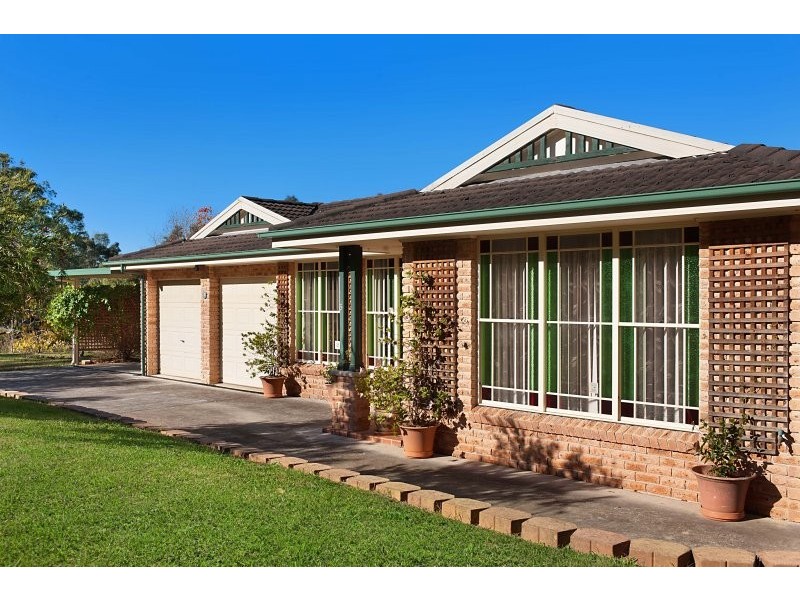 5 Amberwood Close, Jilliby NSW 2259