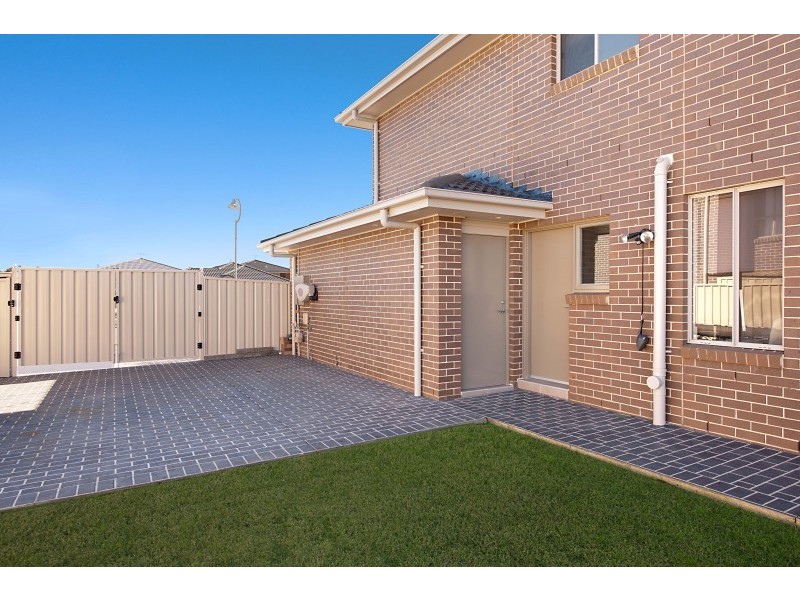 8 Merimbula Place, Woongarrah NSW 2259