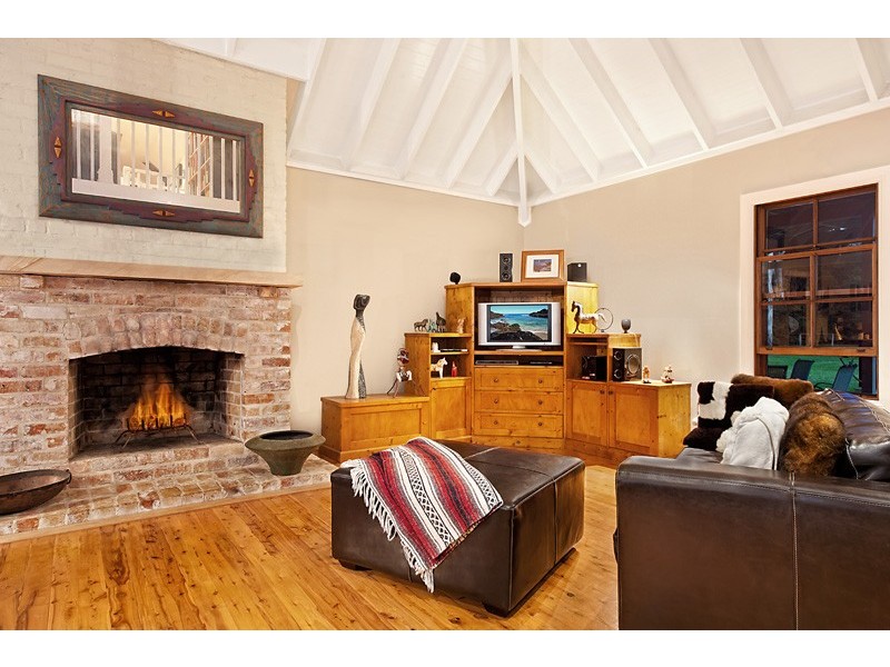 15 Shirley Street, Ourimbah NSW 2258