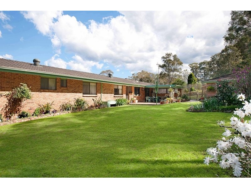 1 Treelands Drive, Jilliby NSW 2259