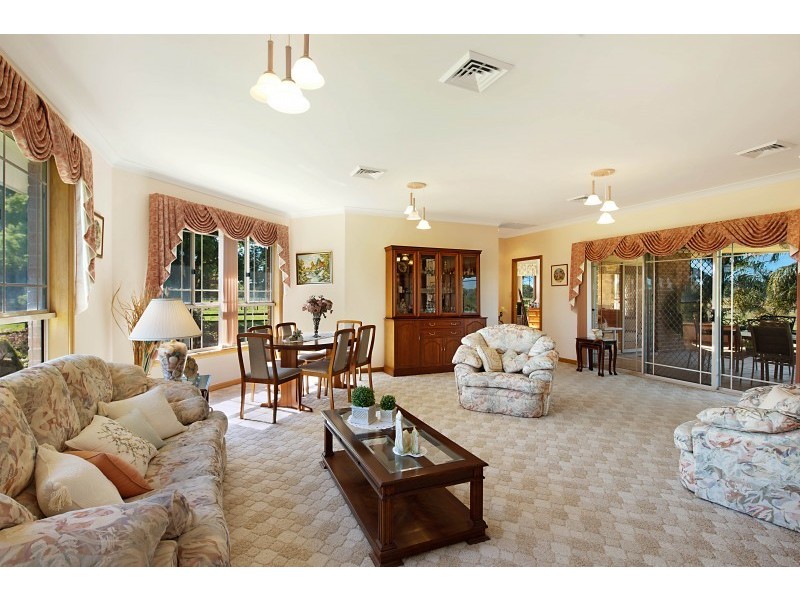 19 Davenport Lane, Jilliby NSW 2259