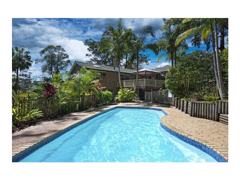 4 Roxburgh Close, Glenning Valley NSW 2261