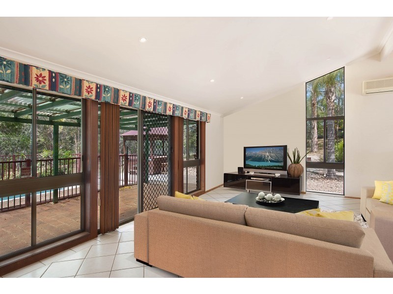 39 Treelands Drive, Jilliby NSW 2259