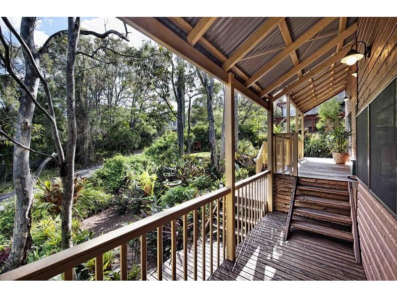 8 Donald Avenue, Kanwal NSW 2259