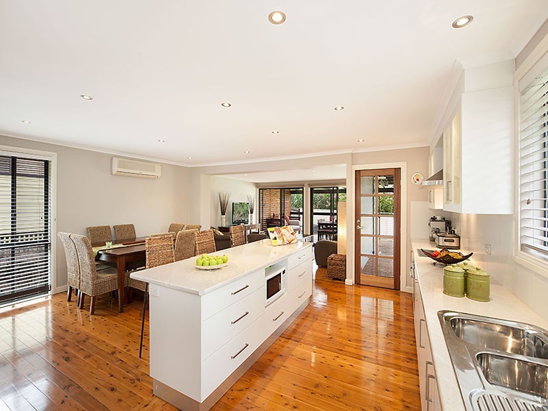 43 Gladys Avenue, Berkeley Vale NSW 2261