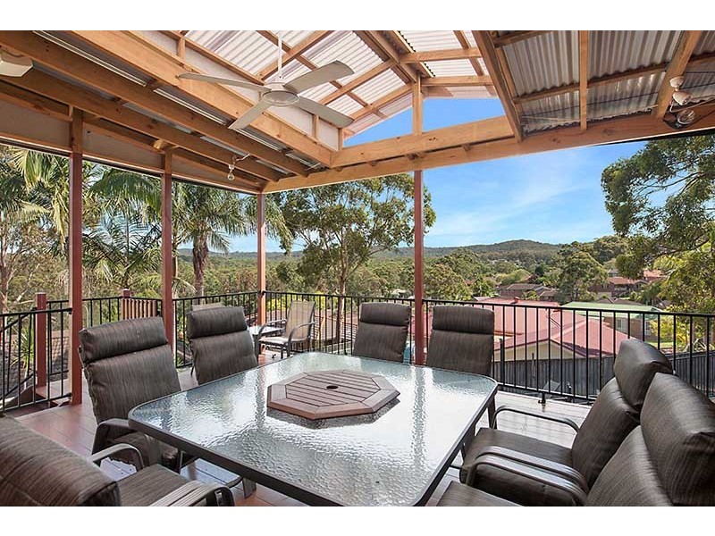 4 Appletree Close, Glenning Valley NSW 2261