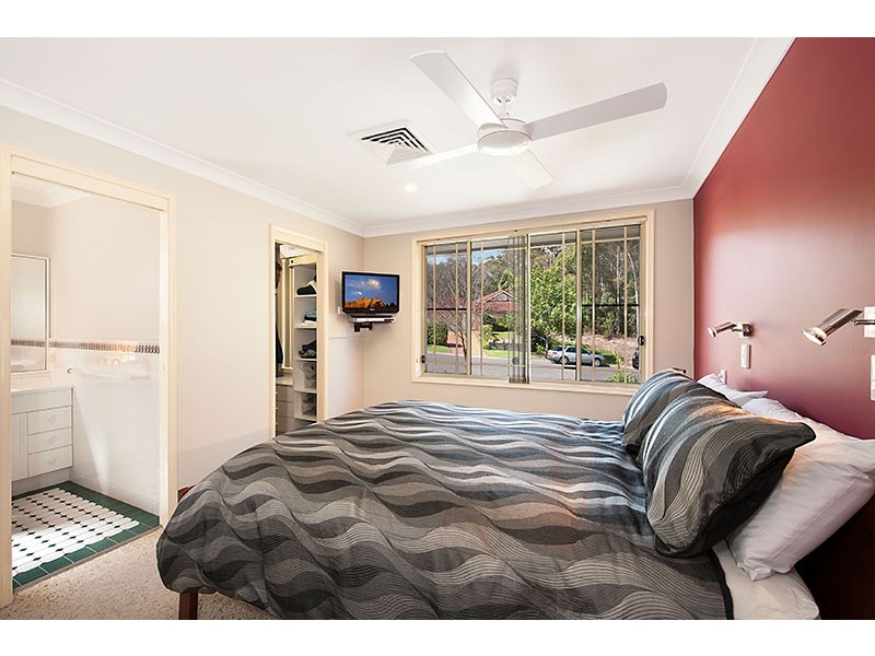 4 Appletree Close, Glenning Valley NSW 2261