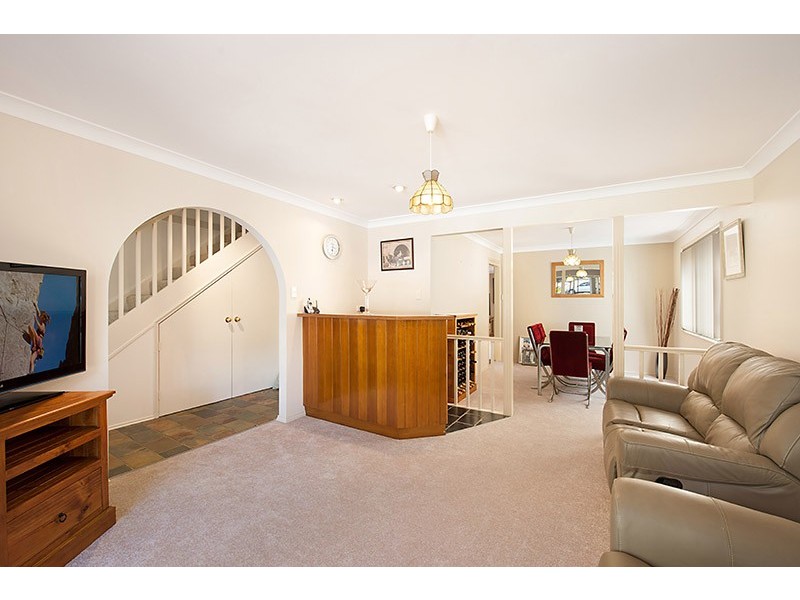 4 Appletree Close, Glenning Valley NSW 2261