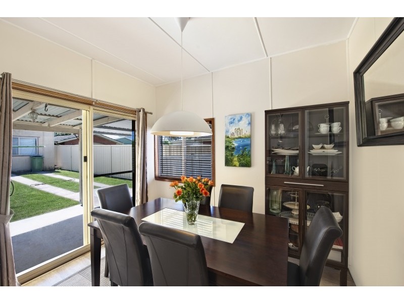 6 Yethonga Avenue, Blue Bay NSW 2261