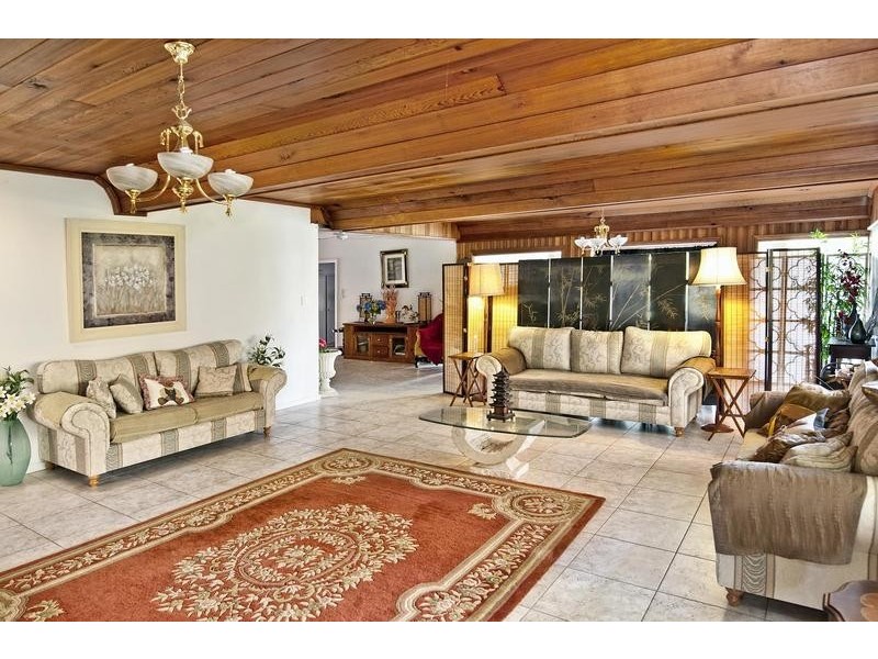 430 Avoca Drive, Green Point NSW 2251