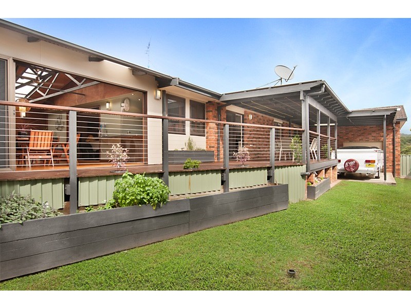 15 Stornaway Crescent, Berkeley Vale NSW 2261