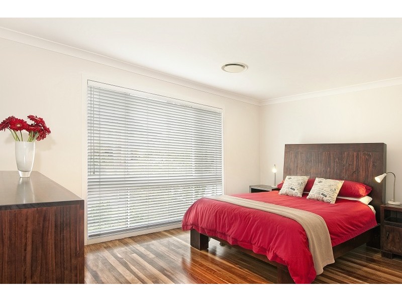 324 Lakedge Avenue, Berkeley Vale NSW 2261