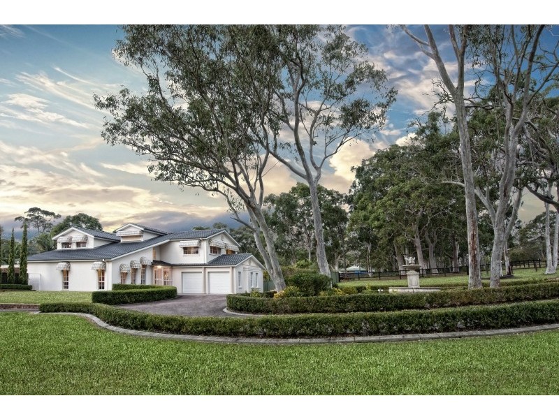 1 Saddlers Way, Wyee Point NSW 2259