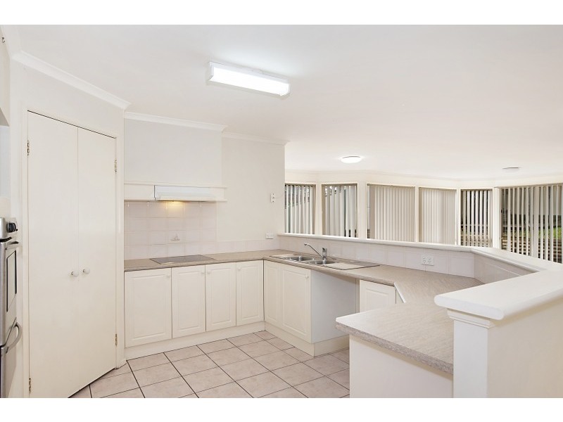 4 Henricks Road, Killarney Vale NSW 2261