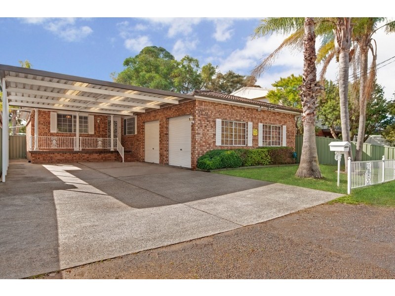 17 Platypus Road, Berkeley Vale NSW 2261