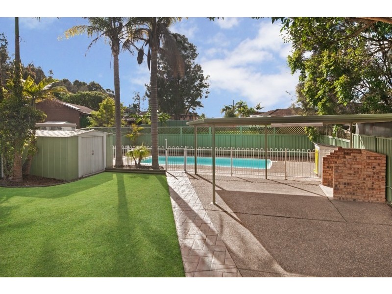 17 Platypus Road, Berkeley Vale NSW 2261