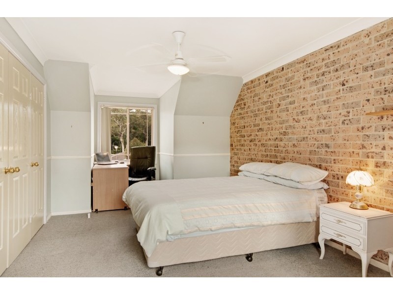 2a Bomaderry Crescent, Glenning Valley NSW 2261