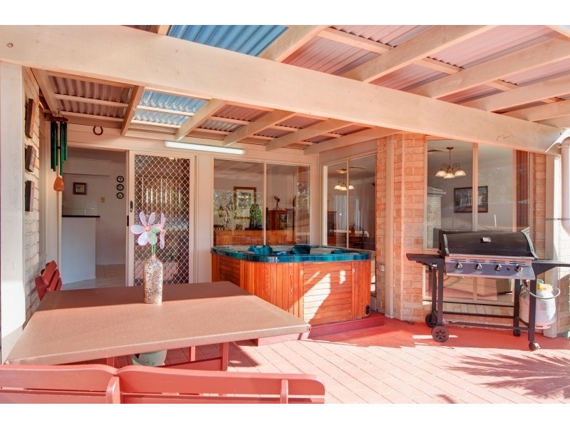 53 Bomaderry Crescent, Glenning Valley NSW 2261