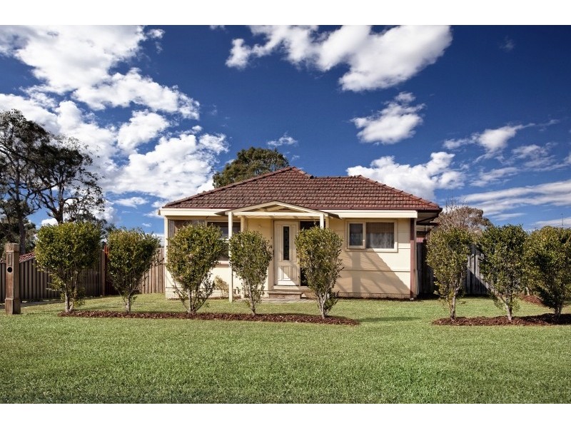 8 Cornish Avenue, Killarney Vale NSW 2261