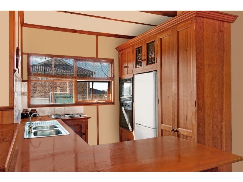 8 Cornish Avenue, Killarney Vale NSW 2261